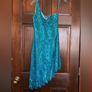 Beautiful Squint Cocktail Dress Size 8